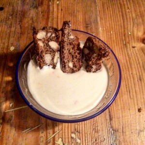 Caledonian cream with wholemeal cantuccini biscotti - Tastes of Carolina